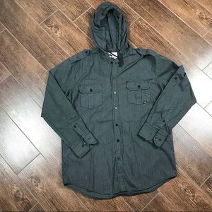 Coastal Long sleeve button front shirt size L